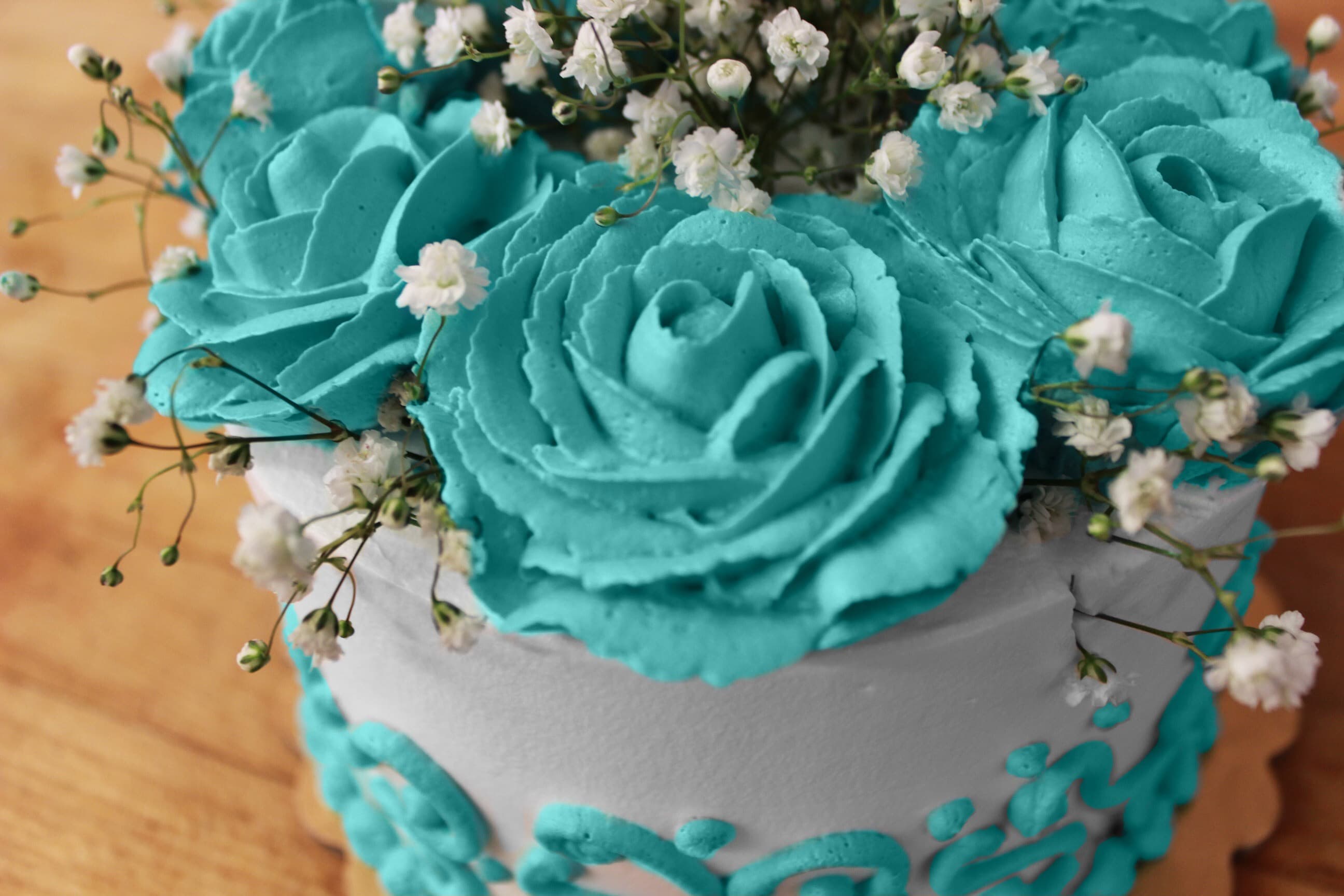 Teal Chantilly Roses